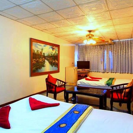 Walking Street Encore Hotel Pattaya Εξωτερικό φωτογραφία