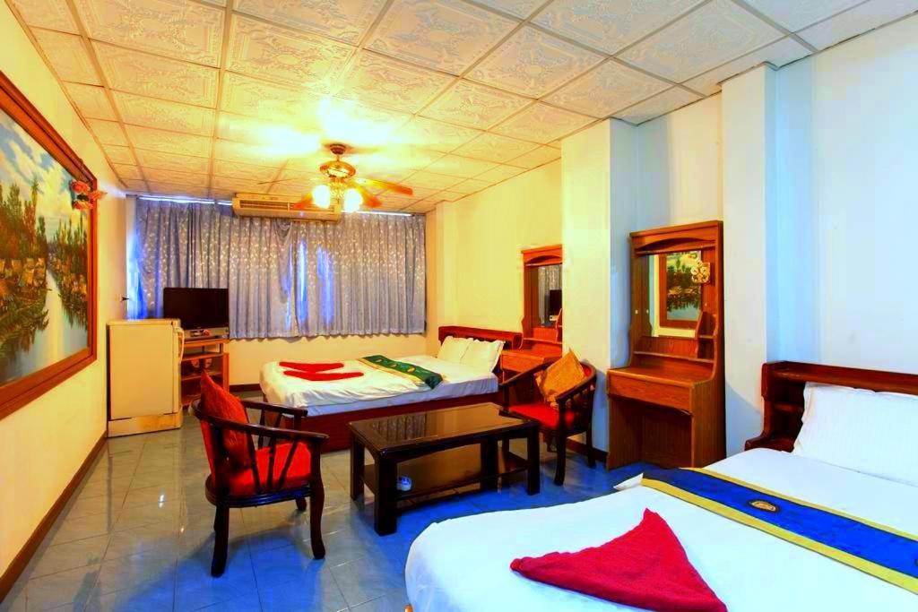 Walking Street Encore Hotel Pattaya Εξωτερικό φωτογραφία